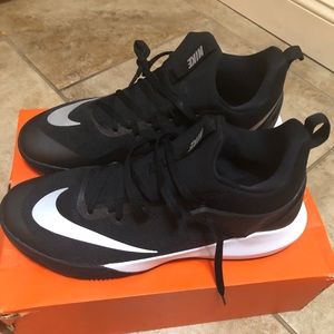 BRAND NEW! Nike Zoom Shift 2 EP Size Men’s US 16